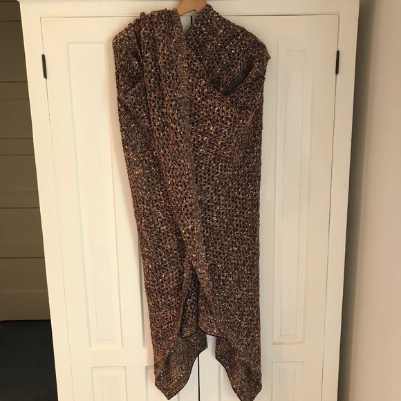ST JOHN SPORT CHESTNUT SHAWL - Picture 11 of 12